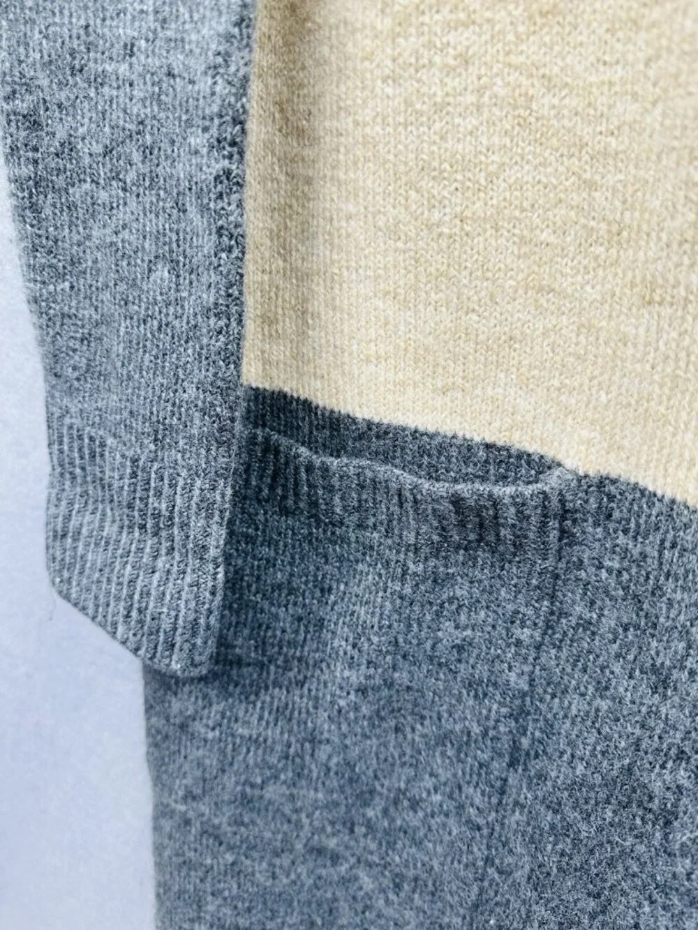 Michael Kors Cardigan Women S Long Open Front Beige Grey Pockets Colorblock EUC